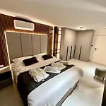 Διαμέρισμα Two-bedroom With Private Pool The Bayfront One -s5 Gornje Petrcane