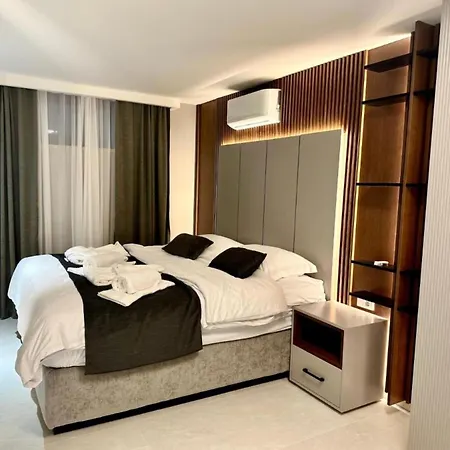 Two-bedroom With Private Pool The Bayfront One -s5 Διαμέρισμα Gornje Petrcane